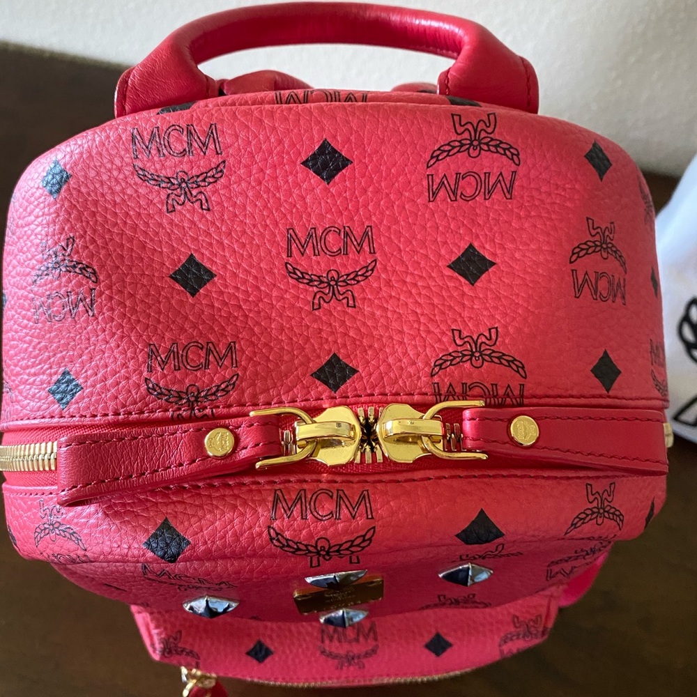 MCM small backpack - Picture 7 of 13